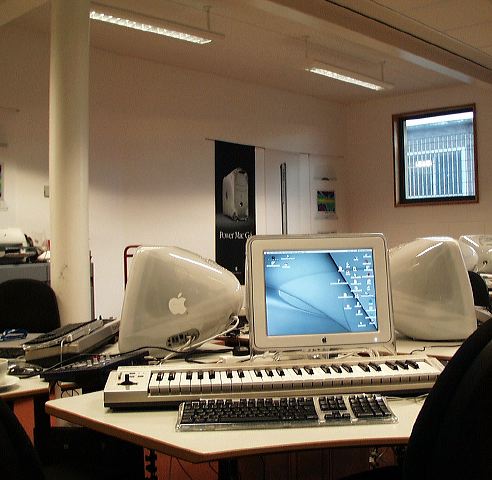 apple_room.jpg