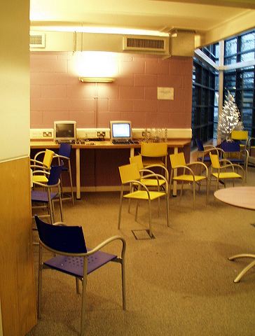 foyer_2.jpg